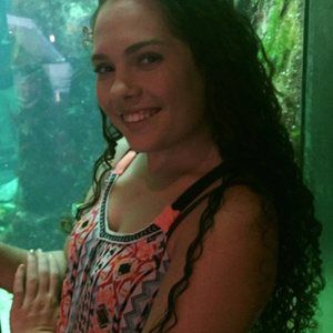 Meet your Posher, Kendra